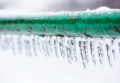 Icy-Pipes-420x290.jpg